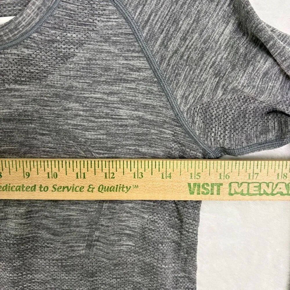 Lululemon Women's Grey Swiftly Tech Long Sleeve‎ Workout Top Size 6